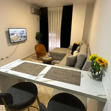 Apartment Standbyme Ajl Tirana